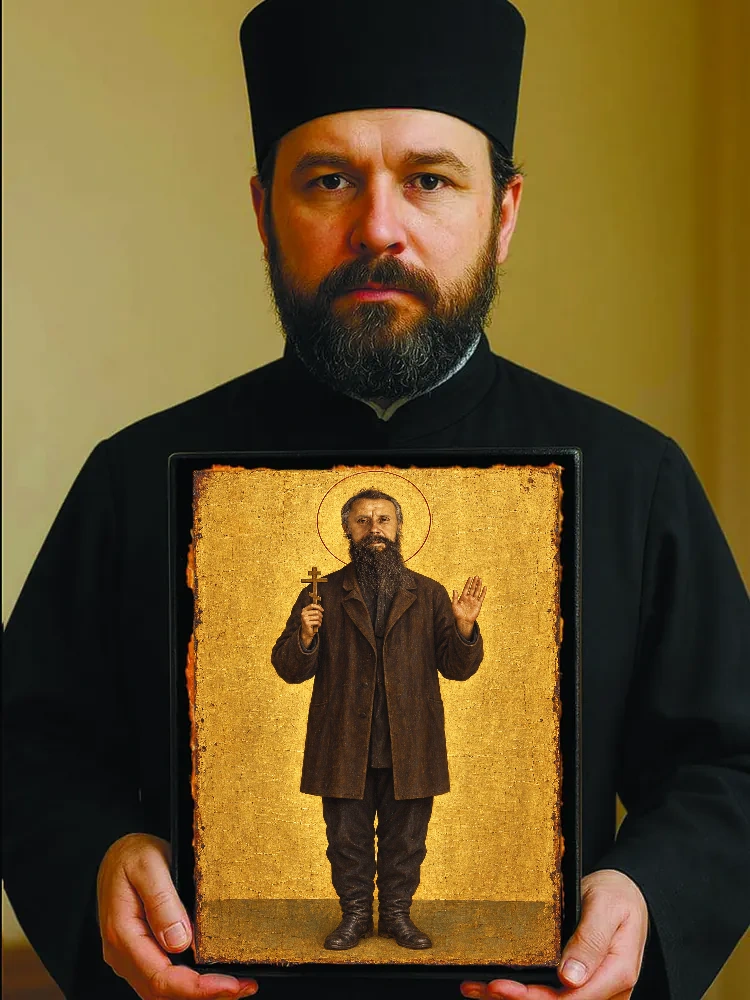 Киприан Анников — Резной оборот с крестом «Спаси и сохрани»